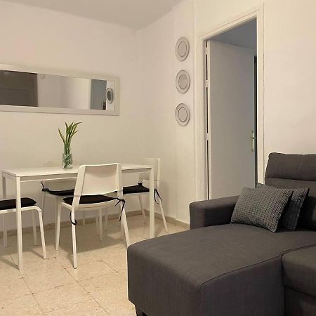 Renovated And Newly Furnished 3 Bedroom Apartment San Fernando Esterno foto