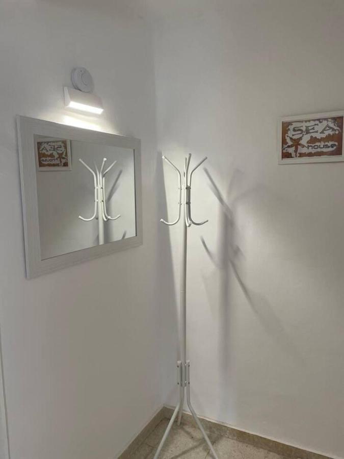 Renovated And Newly Furnished 3 Bedroom Apartment San Fernando Esterno foto