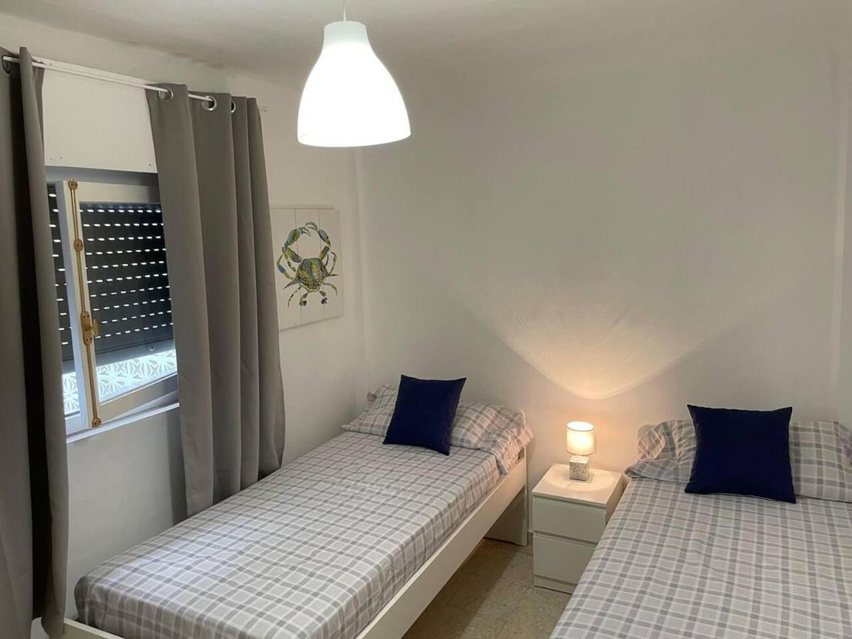 Renovated And Newly Furnished 3 Bedroom Apartment San Fernando Esterno foto